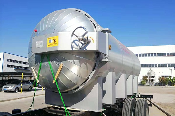 電蒸汽硫化罐發貨